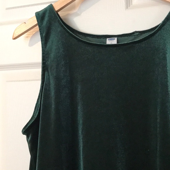Velvet Green Christmas Dress emerald color - Picture 2 of 2